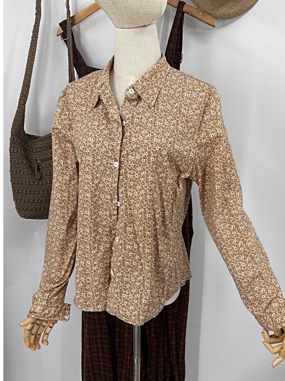 Club Monaco cotton blend ditzy floral print long-sleeve button-down shirt L